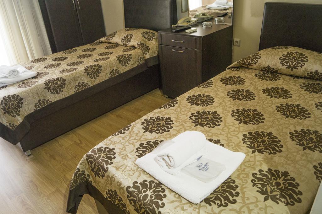 مرسين Baranlar Hotel الغرفة الصورة